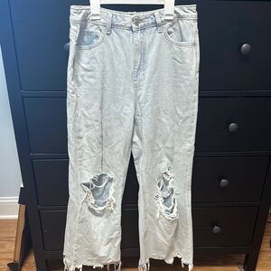 Distressed Vervet Light Blue Jeans